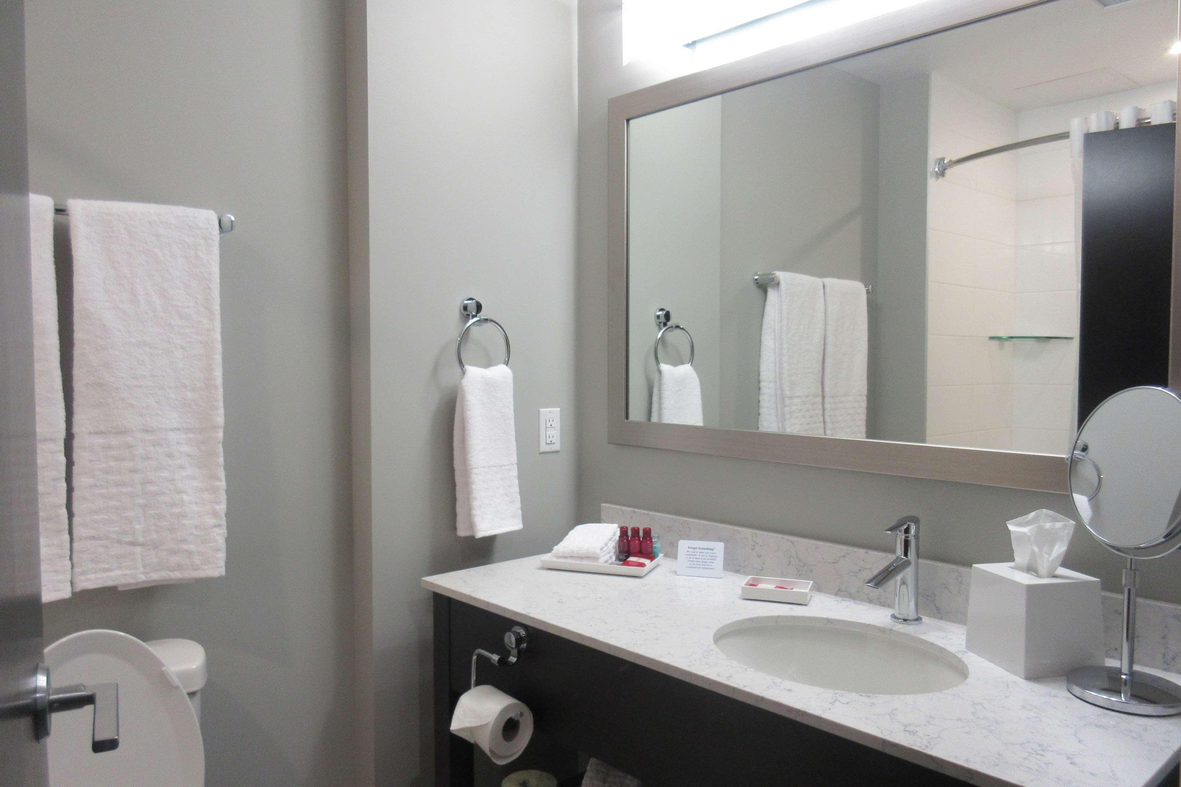 Best Western Premier Northwood Hotel Timmins Εξωτερικό φωτογραφία