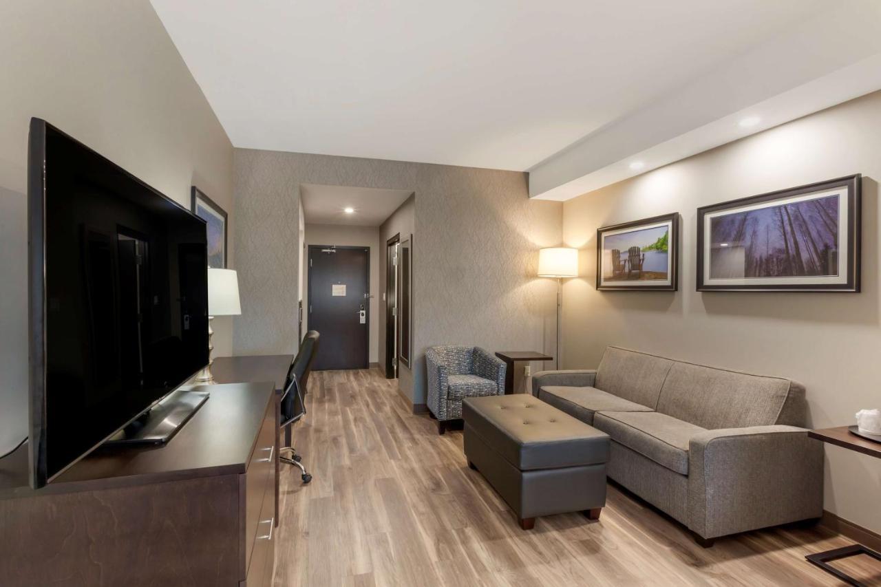 Best Western Premier Northwood Hotel Timmins Εξωτερικό φωτογραφία